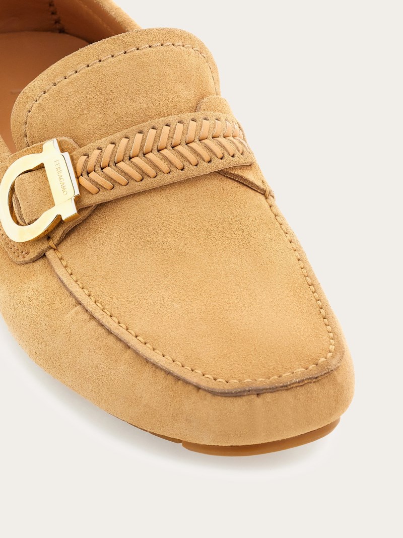 Ferragamo | Men's Driver With Gancini Ornament - Light Camel