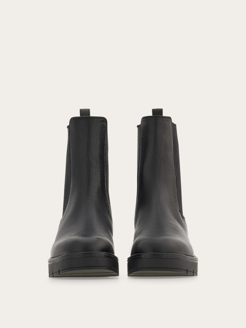 Ferragamo | Women's Chelsea Boot - Black