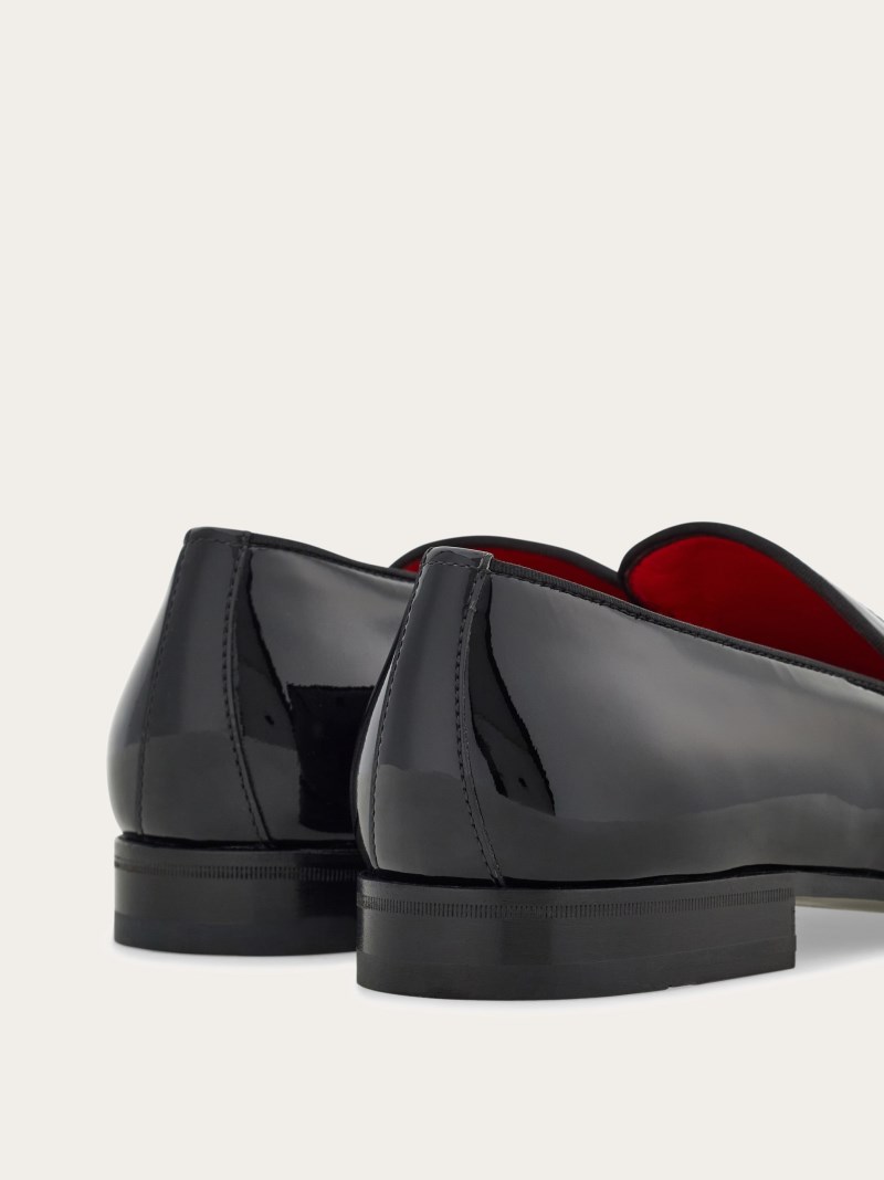Ferragamo | Men's Moccasin With Gancini Ornament - Black
