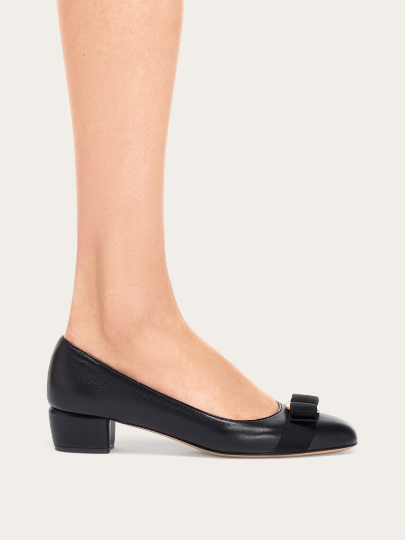 Ferragamo | Women's Vara Pump - Black