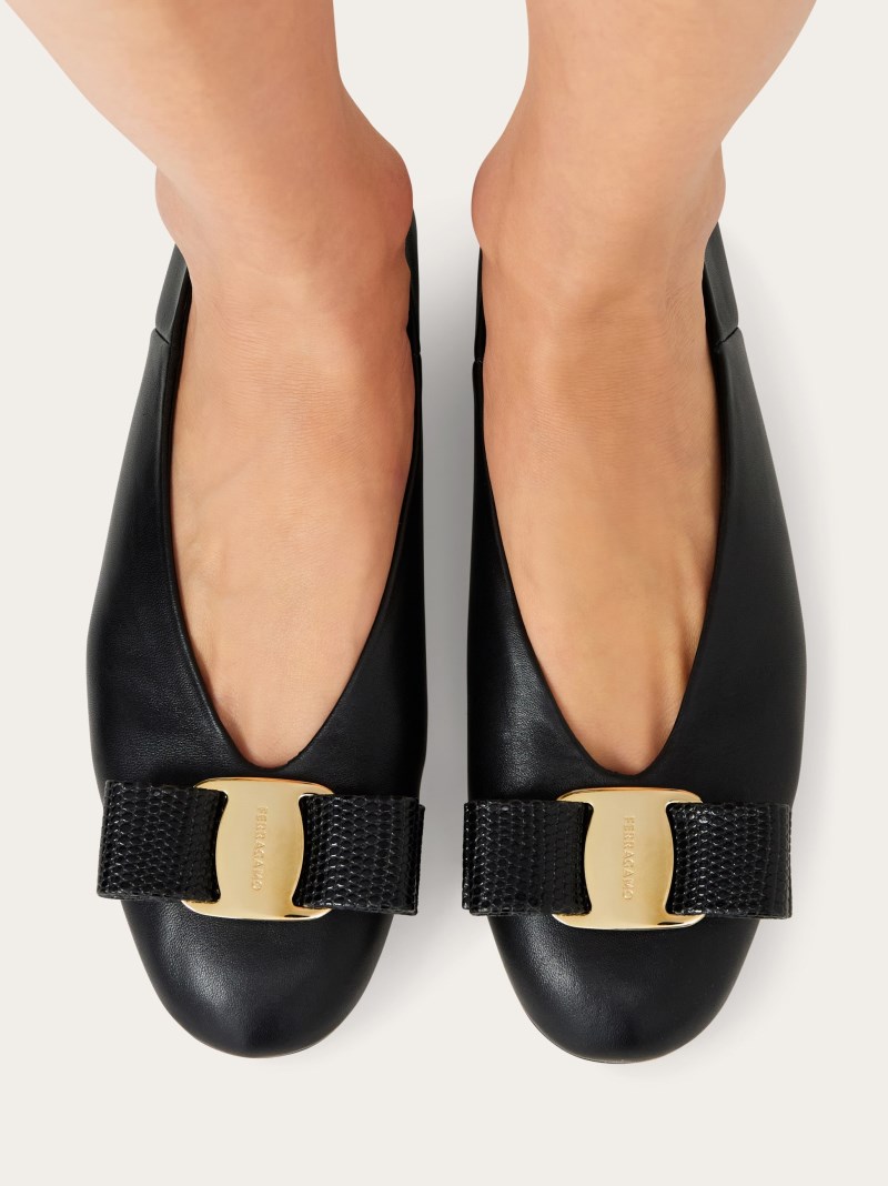 Ferragamo | Women's Vara Bow Ballet Flat - Black