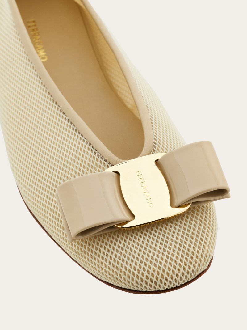 Ferragamo | Women's Vara Bow Ballet Flat - Stone