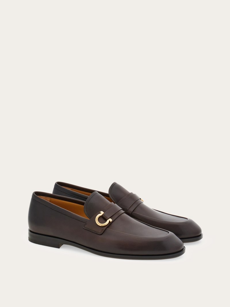 Ferragamo | Men's Moccasin With Gancini Ornament - Testa Di Moro