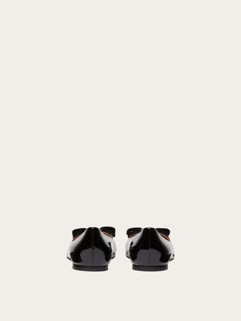 Ferragamo | Women's Varina Ballet Flat - Black