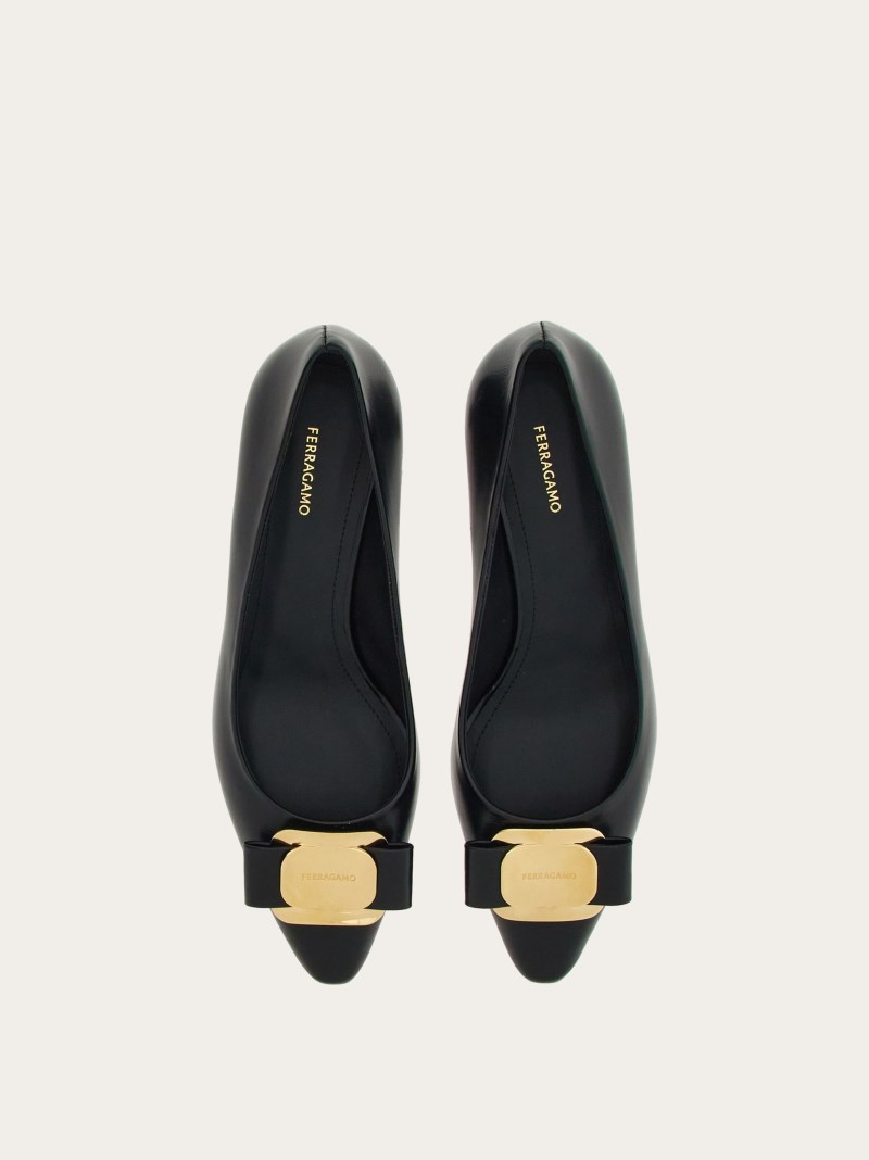 Ferragamo | Women's New Vara Plate Low Heel Pump - Black