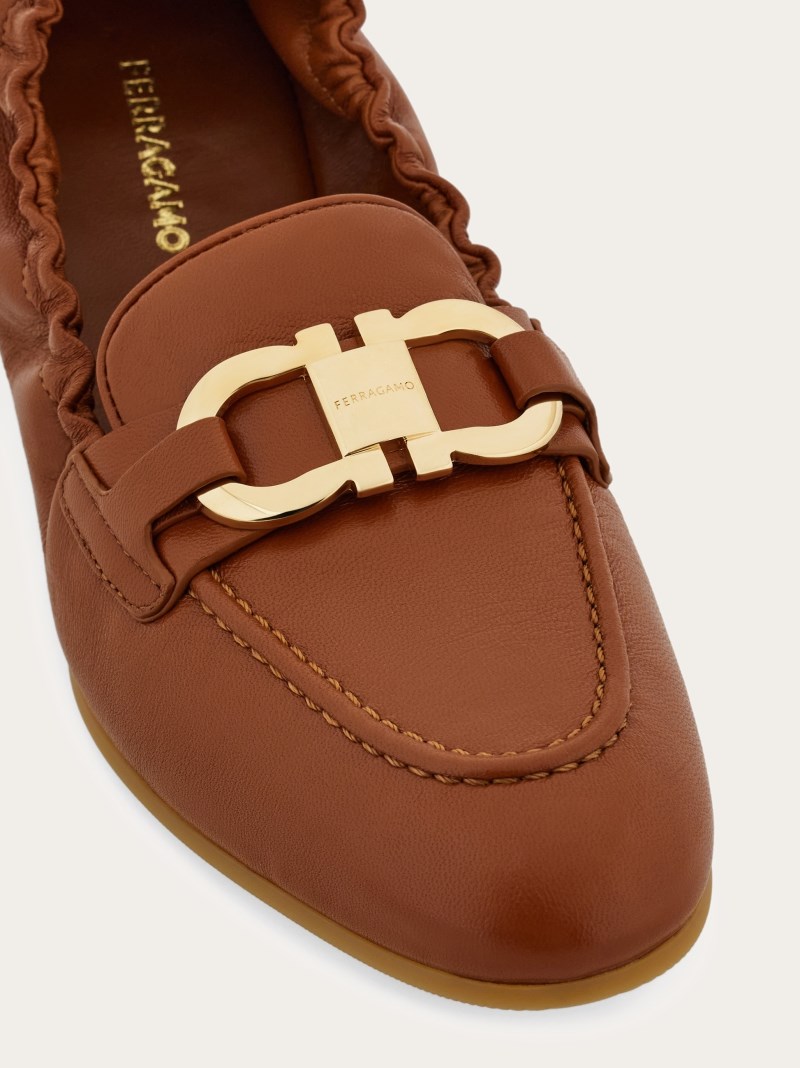 Ferragamo | Women's Elasticated Loafer - Natural