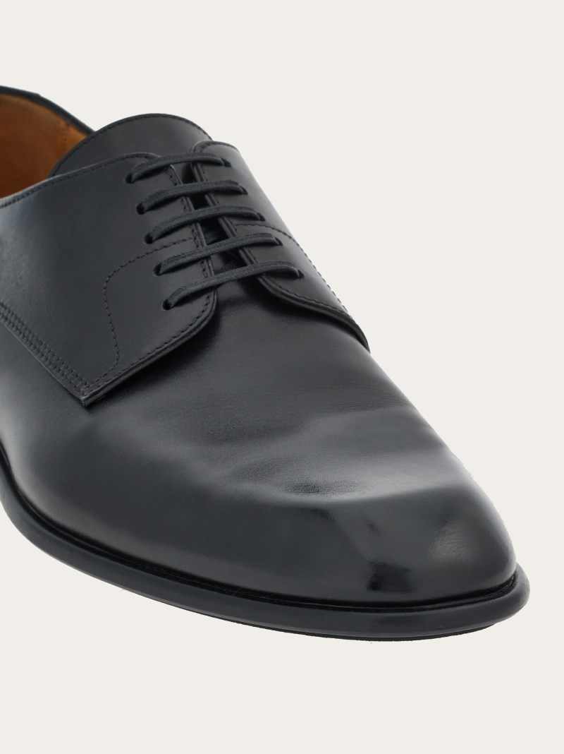 Ferragamo | Men's Two Tone Derby - Black/Cookie