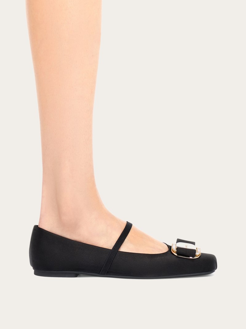 Ferragamo | Women's New Vara Plate Ballet Flat - Black