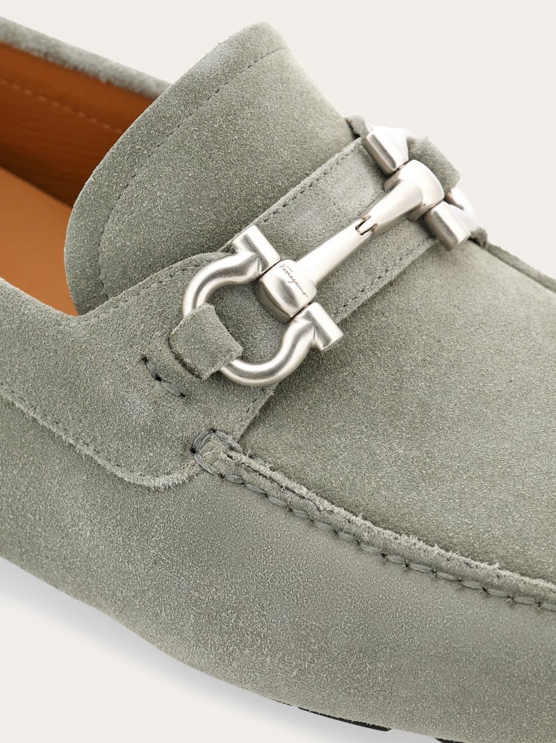 Ferragamo | Men's Driver With Gancini Ornament - Ash Grey