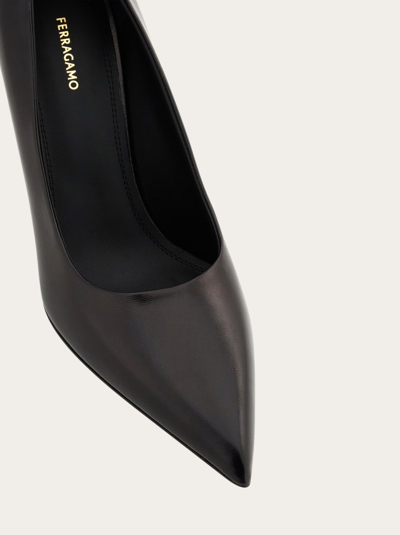 Ferragamo | Women's Pump Shoe - Black