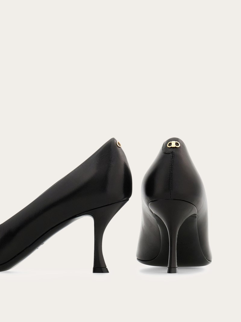 Ferragamo | Women's Pump Shoe - Black