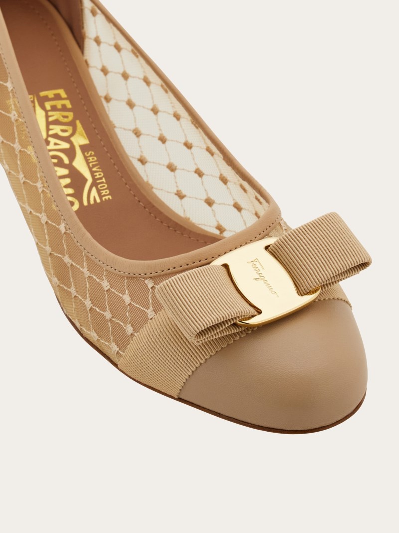 Ferragamo | Women's Vara Pump - Blush